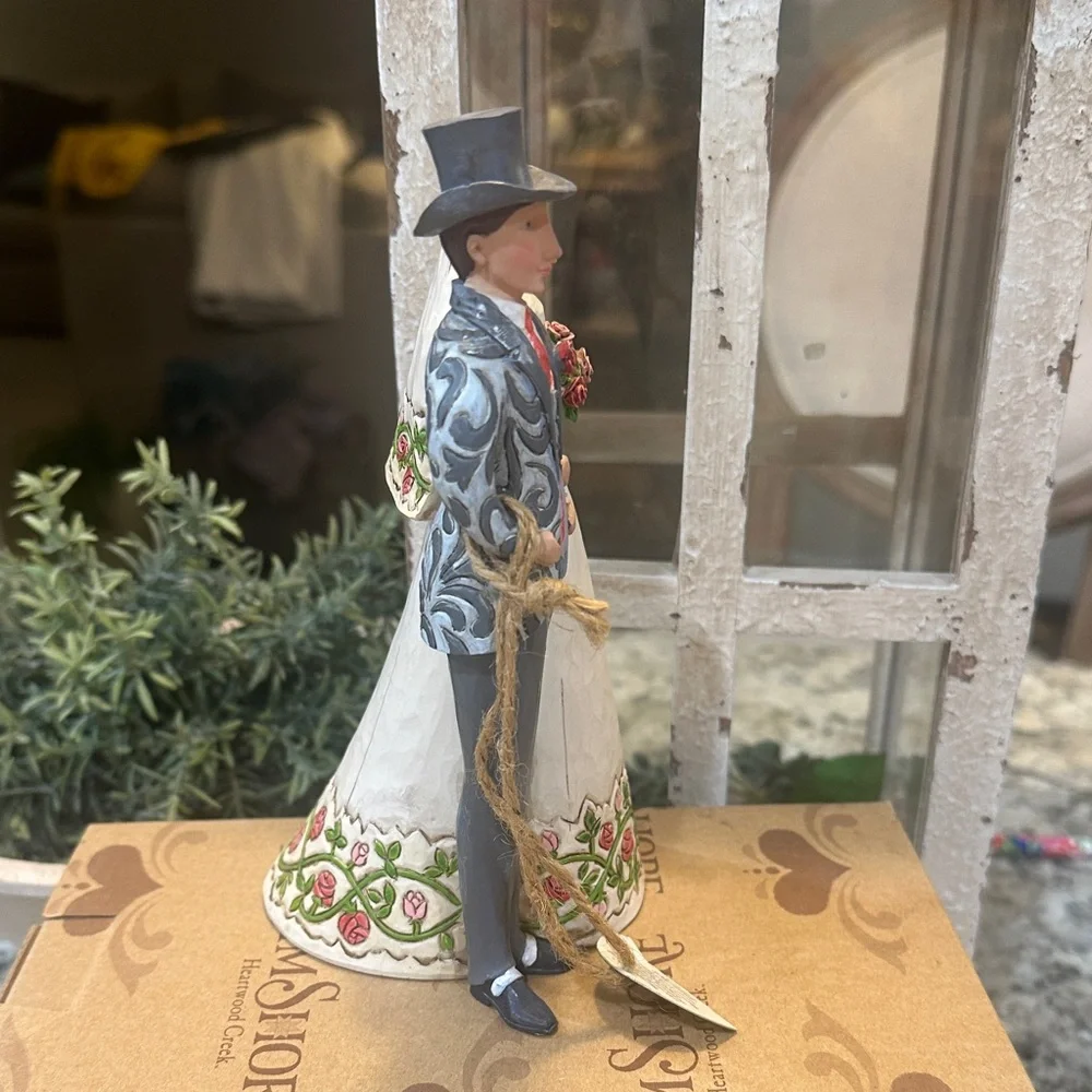 Jim Shore Wedding Couple Cake Topper